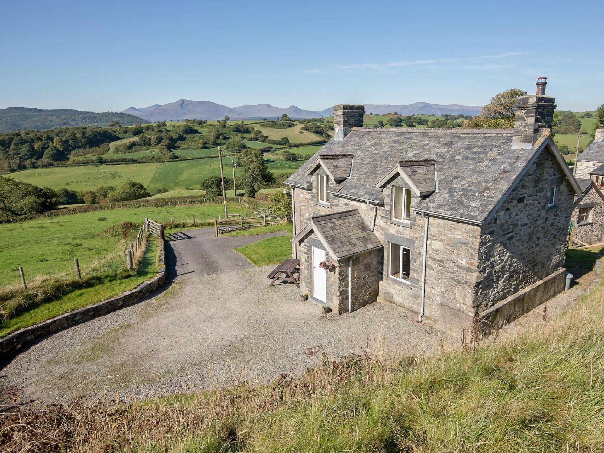Villa Cefn Bach Capel Garmon Exterior foto